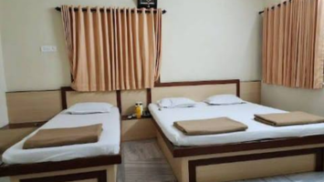 AC Deluxe Room at Shri Panchayati Dharamshala Jaipur